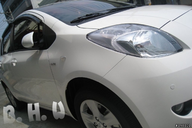 [不專業開箱文] 2009 Yaris 純外貌分享文