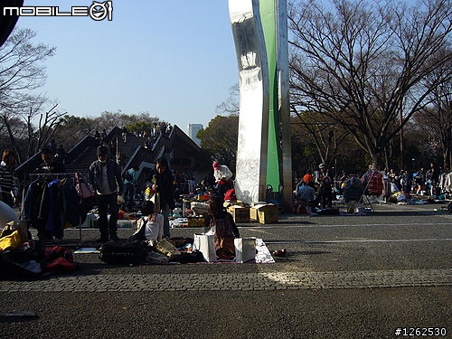 [分享]不可不去的跳蚤市場~東京代代木公園!!