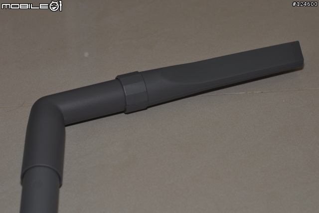 [開箱]Electrolux(伊萊克斯) 吸塵器 Z-3347O/Z3347 全配