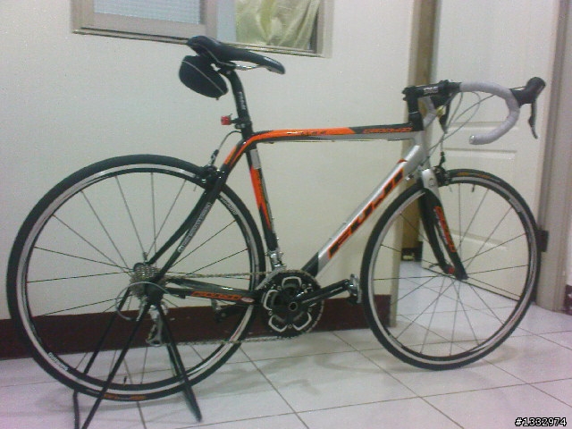(分享)小弟的第一台公路車-2008 FUJI CCR2