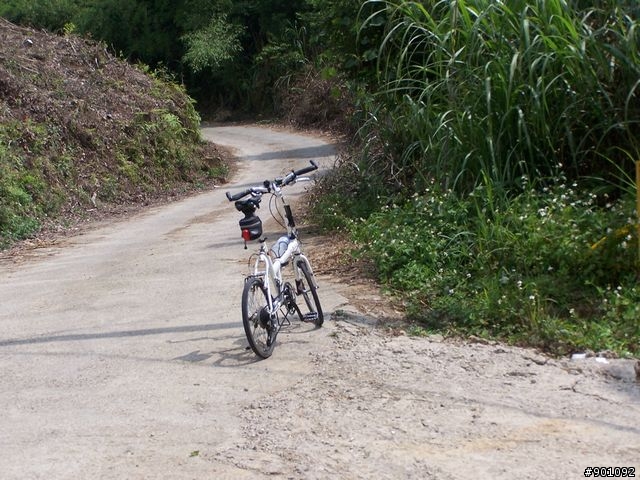 2009/5/12 三元宮上顯伯宮+鹿寮坑~關西 小越嶺 + 自不量力之錦山~水田 越嶺