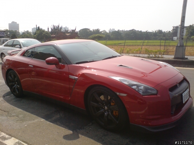 桃園地區驚見R35  GT-R
