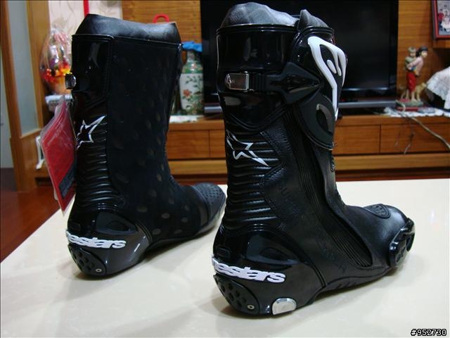 [開箱+實著照]Alpinestars SuperTech R 車靴~更新!