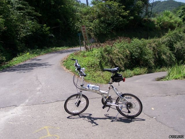 2009/5/12 三元宮上顯伯宮+鹿寮坑~關西 小越嶺 + 自不量力之錦山~水田 越嶺