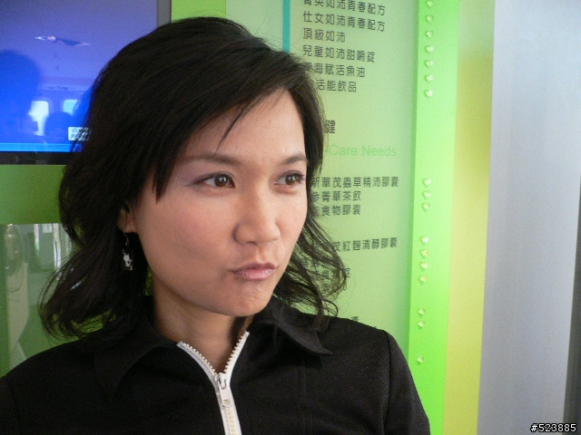 簡單化妝術~看! 我也是會幫人化妝的!