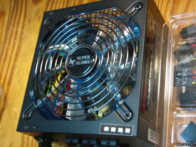 [開箱分享]  振華 冰山之星 ~500W 電源供應器