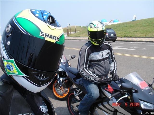 [開箱+實著照]Alpinestars SuperTech R 車靴~更新!