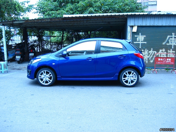 [新加入]mazda 2 新顏色車登場