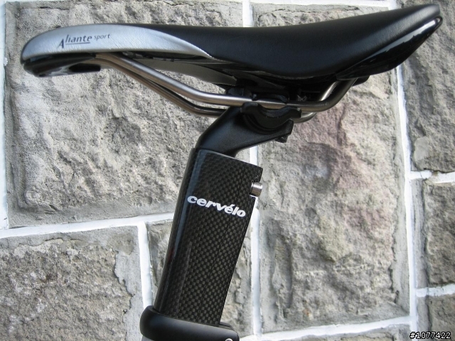 與大家分享我的ＣＥＲＶＥＬＯ