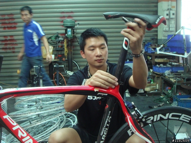 [開箱文]PINARELLO PRINCE火紅登場~~