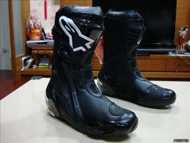 [開箱+實著照]Alpinestars SuperTech R 車靴~更新!