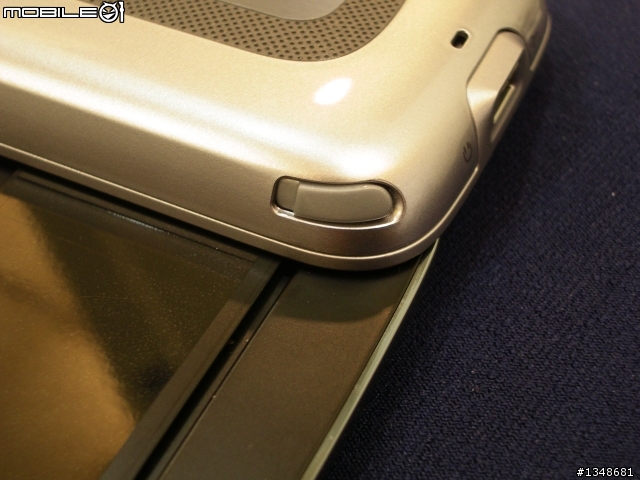 【開箱】HTC Touch PRO2 開箱 6/9更新 (TV-OUT照片上傳...)...待續