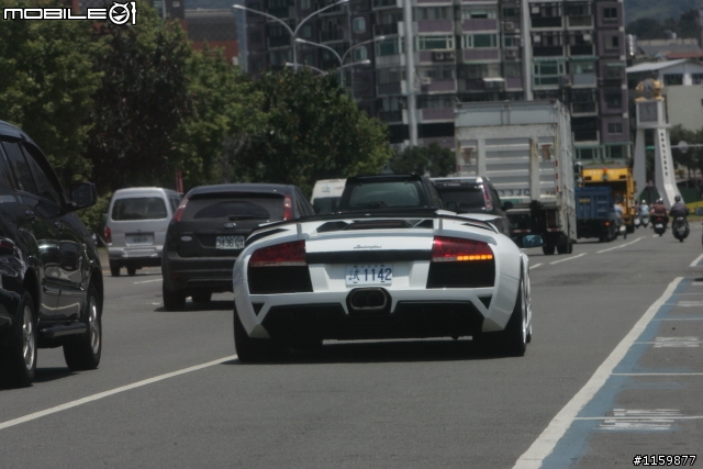 牛很大LP640 Roadster