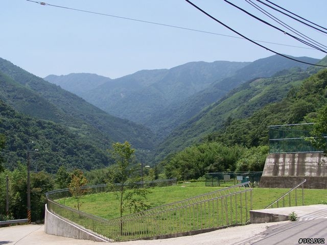 新竹縣五個山地部落 ( 和平~羅山~花園~天湖~梅花 ) 雙越嶺