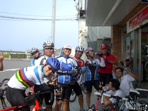 [約騎照片]5/23竹蒼蠅之六點半遲到王假日永安漁港輕鬆騎