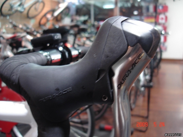 世代交替 頂著先的CINELLI --LITTLE WING 光榮退役 ---太座的CANNONDALE  09年CAAD9