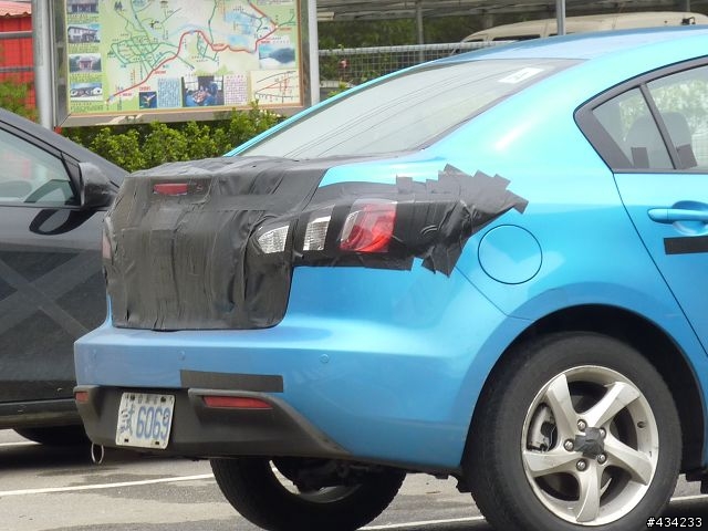 巧遇新MAZDA 3 4門&5門版本