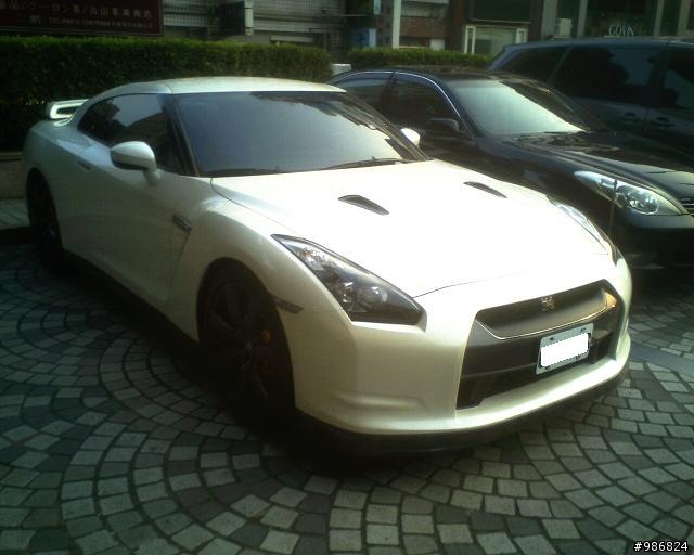 驚見東瀛戰神GT-R R35!!