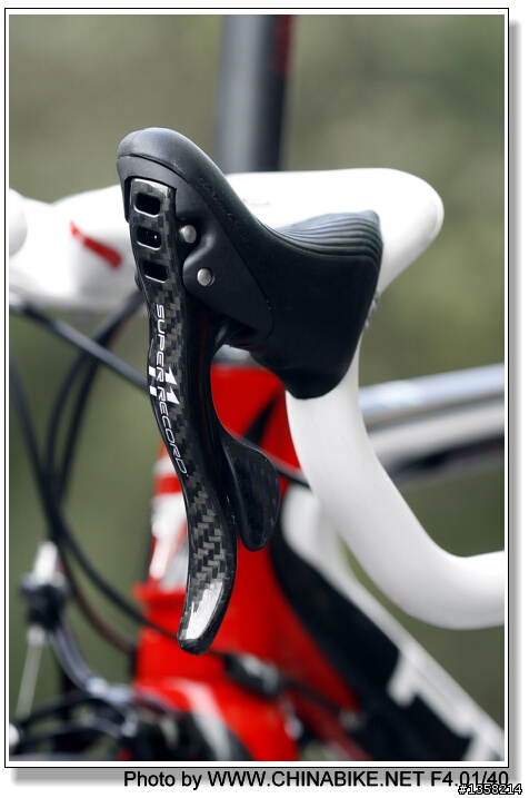 PINARELLO 分享大陸的極品跑車（轉貼）