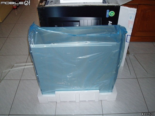 （分享）聯力 PC -A70 銀色機殼不專業開殼  圖很多
