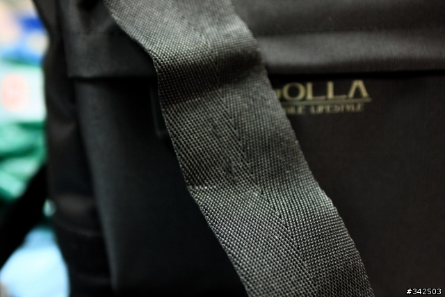[開箱+關箱文] Golla G411 簡約風相機包