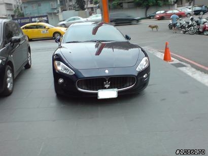 今天瑪莎一台接一台...