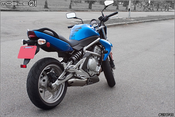 Kawasaki ER-6n 機件名稱請教