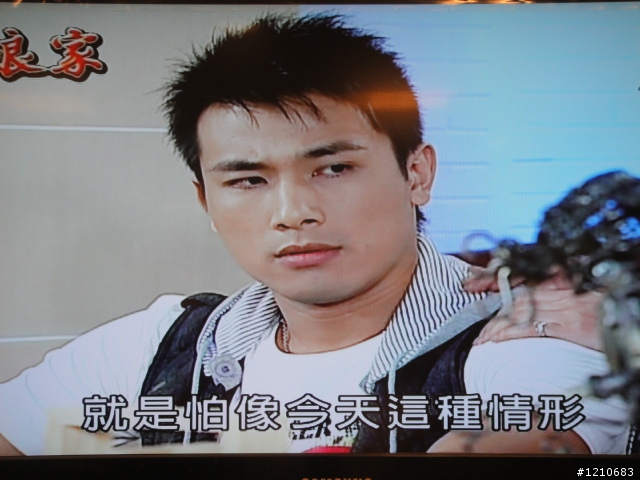 SAMSUNG 32吋FULL HD全娛樂液晶電視   LN-32A550P1RXZW