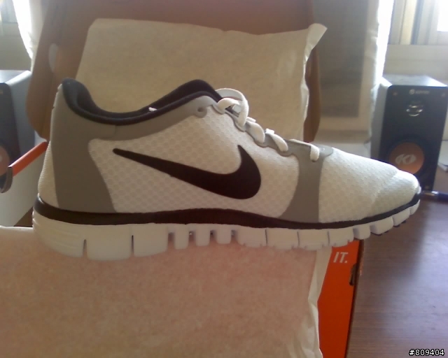 [開箱]NIKE FREE 3.0 2 慢跑鞋