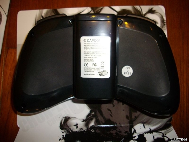 MadCatz FightPad for PS3 CHUN-LI Version 開箱照