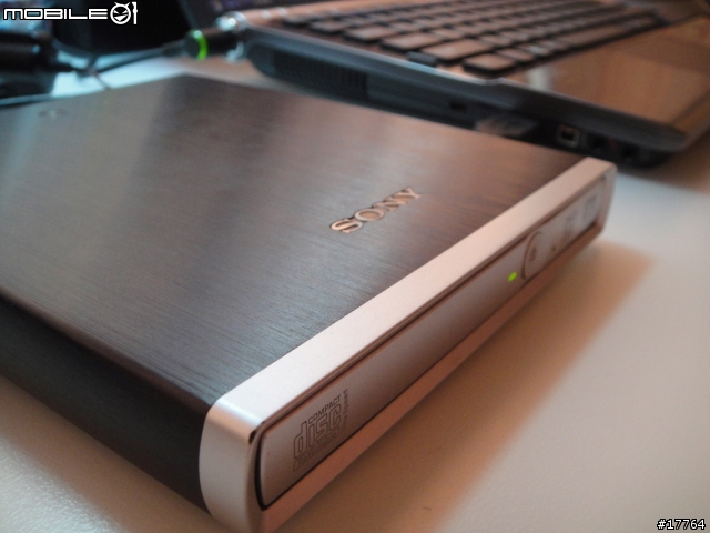 [分享]SONY VAIO Z 平民式改裝藍光?! (偽)Sony外接藍光燒錄機