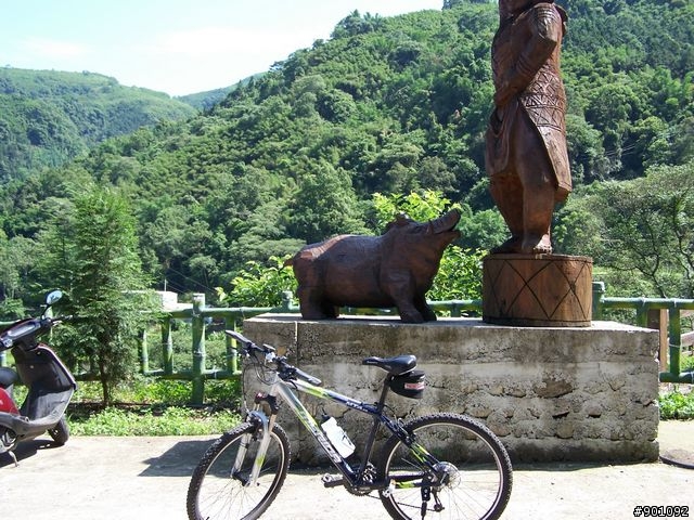 新竹縣五個山地部落 ( 和平~羅山~花園~天湖~梅花 ) 雙越嶺