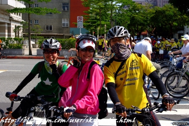 胖胖鴻騎孔明車 ..五月17日大家爬塔塔家我去環大台北...