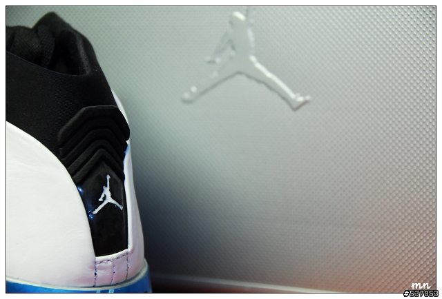 高中時代的收藏品 不知道算不算逸品 AIR JORDAN XVII