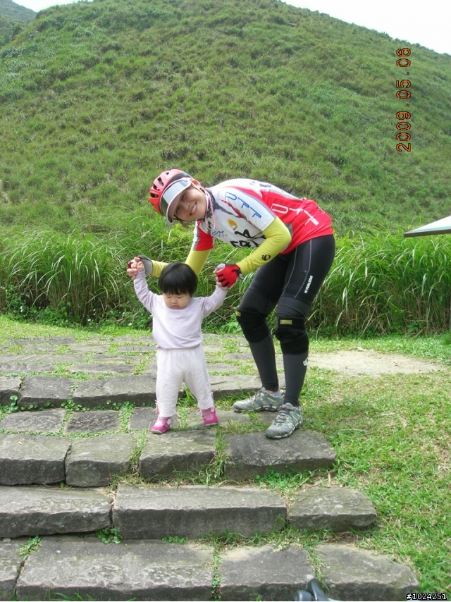 草嶺古道越嶺行-嬰兒拖車的無限可能