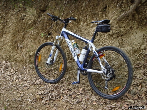 大家來分享一下騎愛車賞桐花的路徑和照片吧!