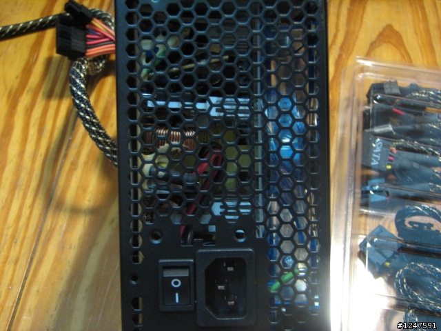 [開箱分享]  振華 冰山之星 ~500W 電源供應器
