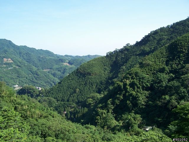 新竹縣五個山地部落 ( 和平~羅山~花園~天湖~梅花 ) 雙越嶺