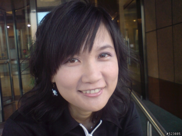 簡單化妝術~看! 我也是會幫人化妝的!