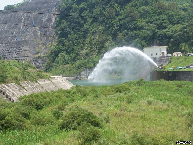 苗栗 130縣道 ( 薑麻園 ) +勝興車站+龍騰斷橋+鯉魚潭水庫