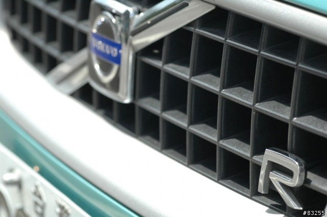 R. The power of Volvo  (S60R)