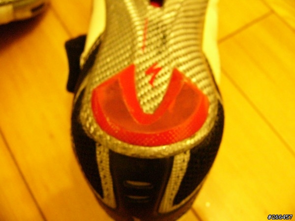 有人修補過卡鞋鞋底防磨塊？