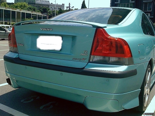 R. The power of Volvo  (S60R)