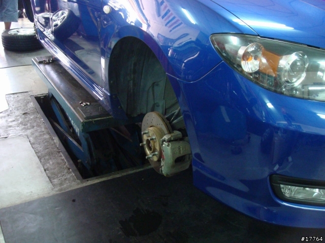 [小小分享]我家的04年Mazda3 1.6版  (含09空力套件組)新增螺絲孔位