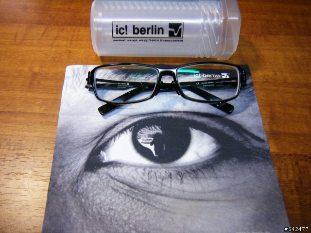 (開箱分享!!)ic! berlin plastic! 3D系列   又被海浪沖走啦!!!!!!!