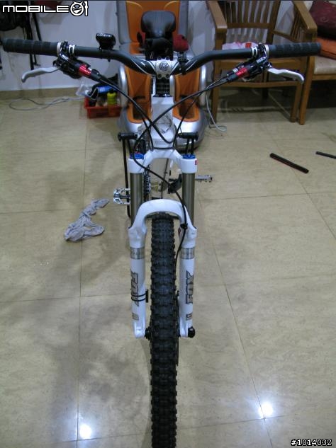 偶家新車車Roscoe Gary Fisher