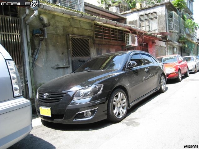 改得很低調的CAMRY