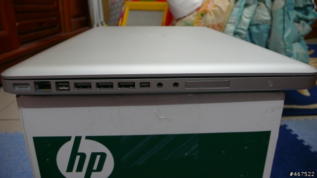 不景氣下的開箱文MacBook Pro17吋