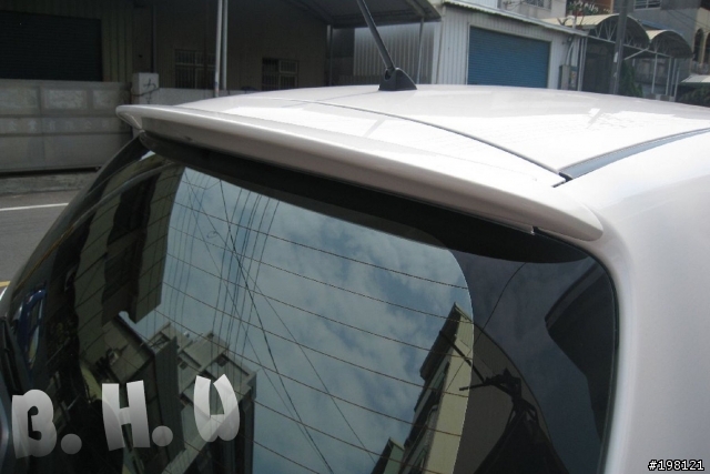 [不專業開箱文] 2009 Yaris 純外貌分享文