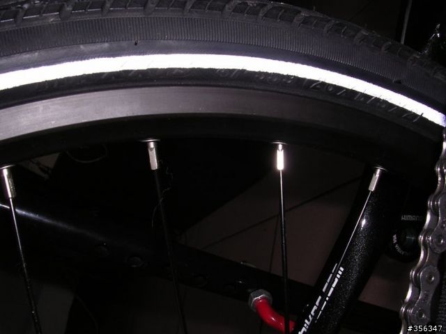MAXXIS OVERDRIVE 防刺胎的寬度是1.75(44.45mm)嗎?